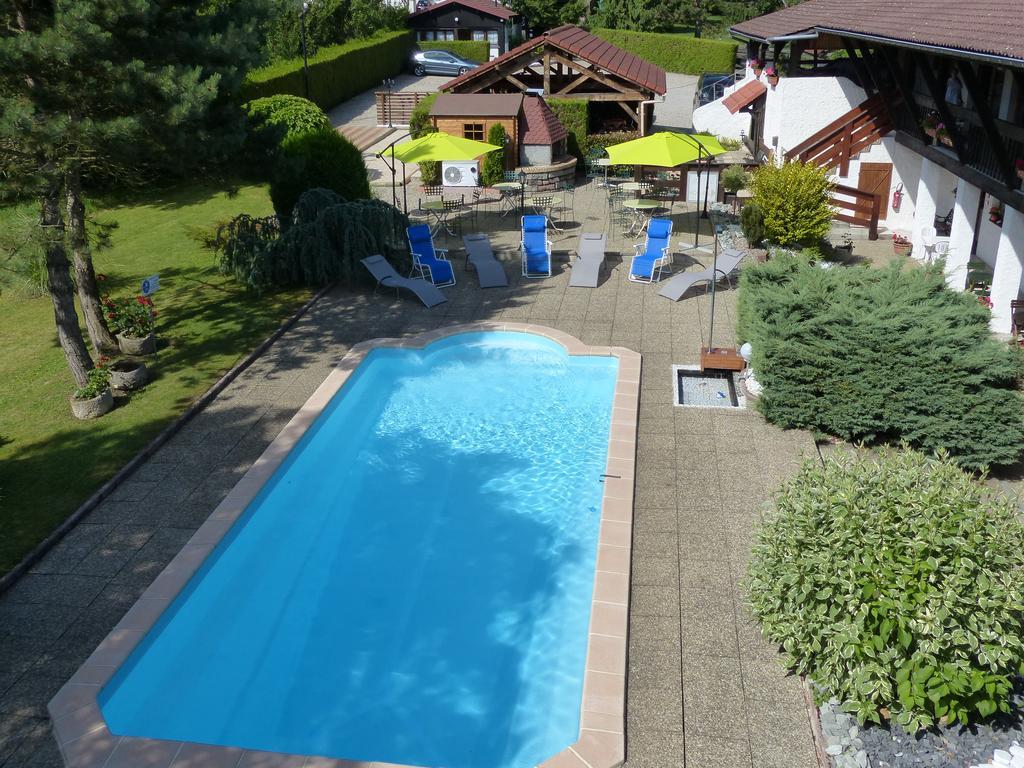 Hotel La Vieille Ferme Étupes