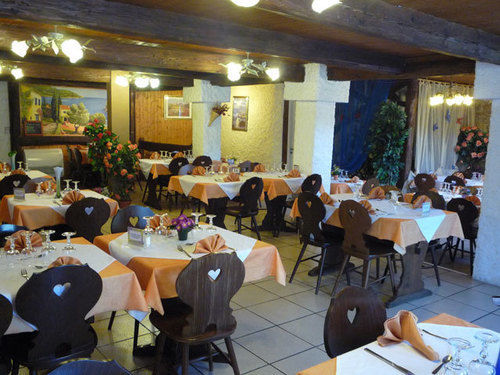 Hotel La Vieille Ferme 2*